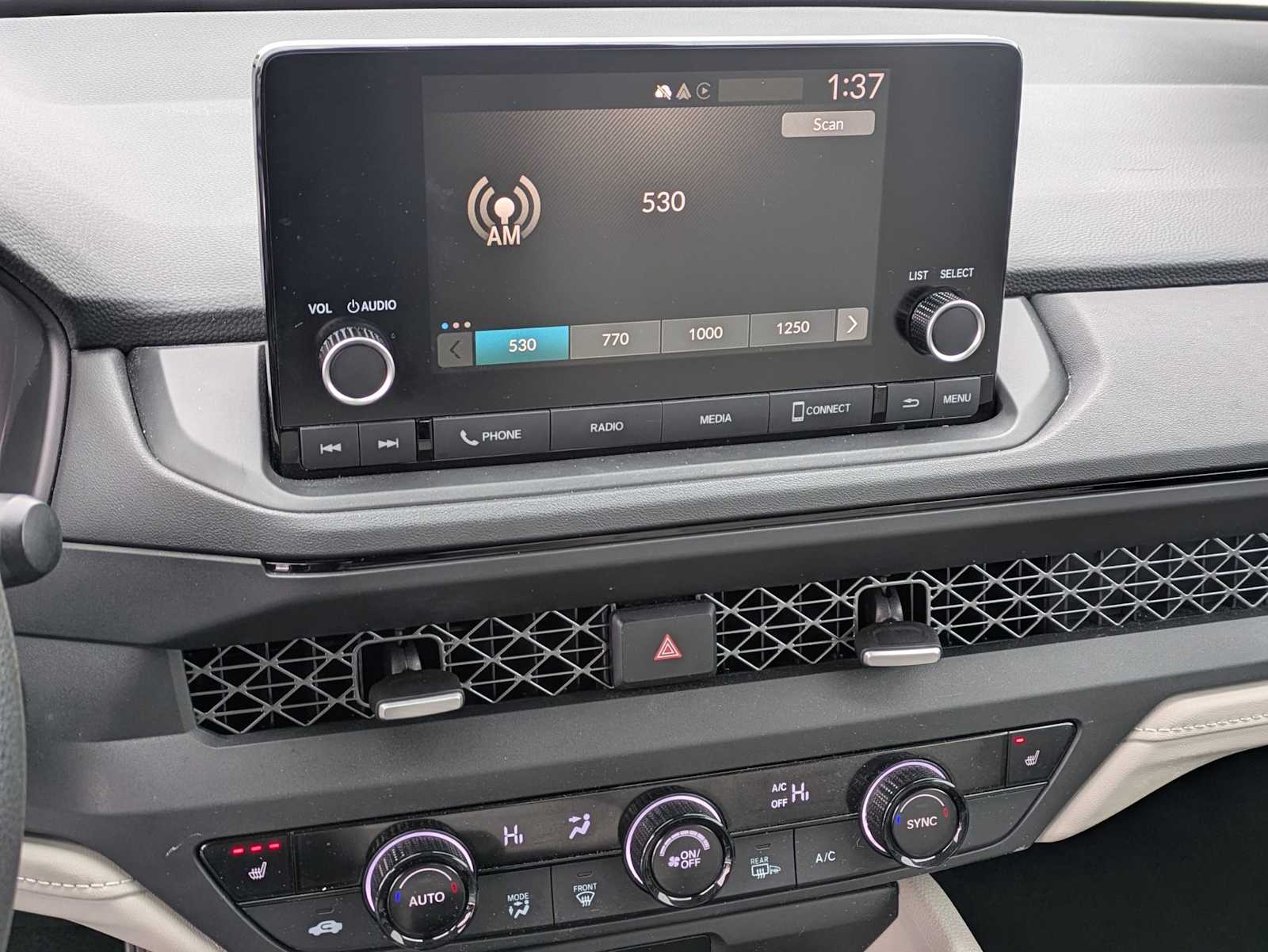 Thumbnail: 2023 Honda Accord - 27