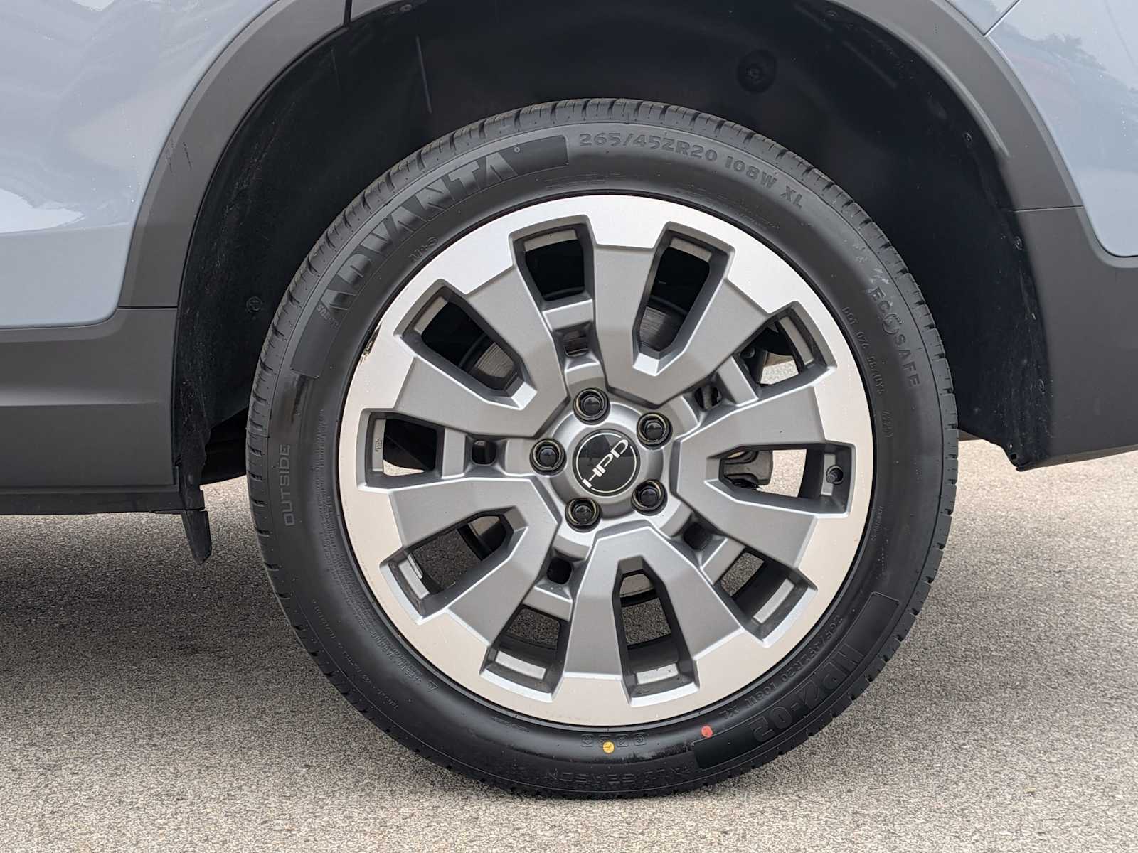 2024 Honda Passport EX-L - Photo 13