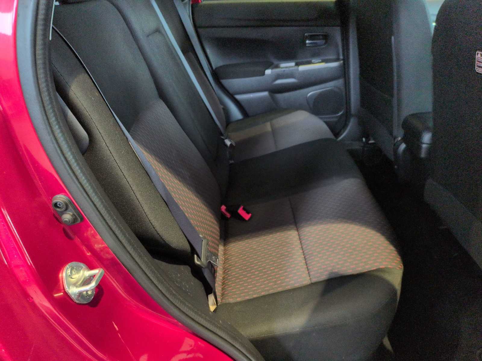 Thumbnail: 2018 Mitsubishi Outlander Sport - 19