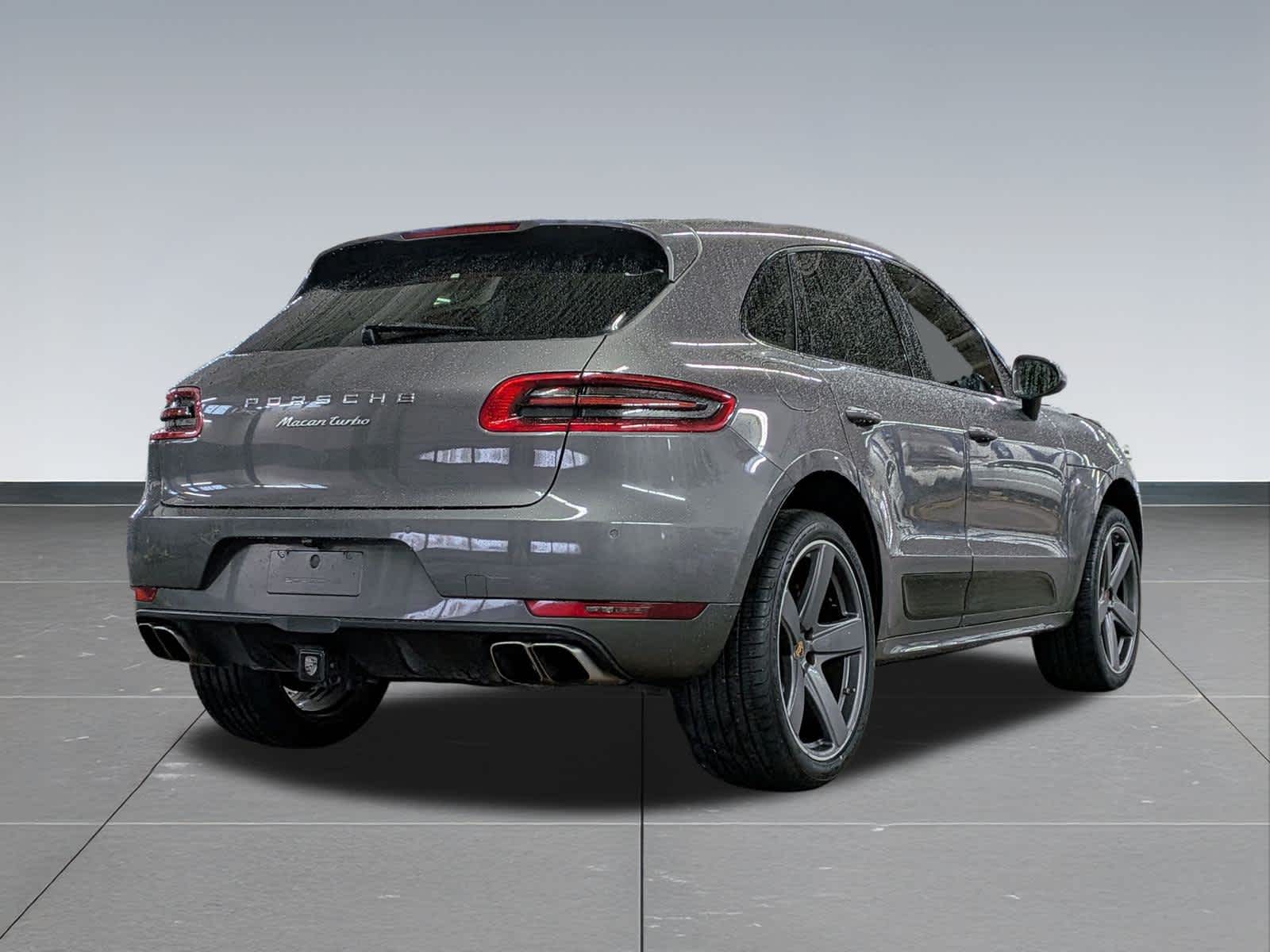 Thumbnail: 2016 Porsche Macan - 6