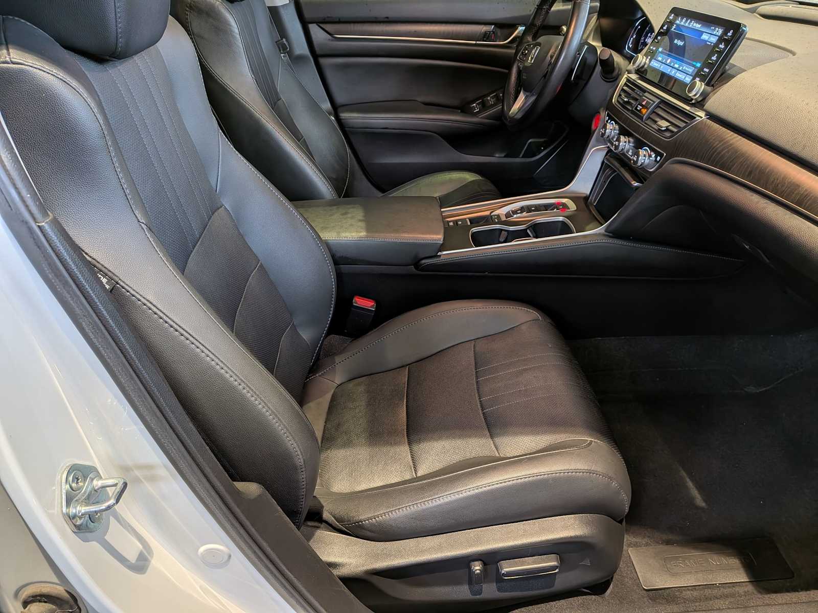 Thumbnail: 2021 Honda Accord - 21