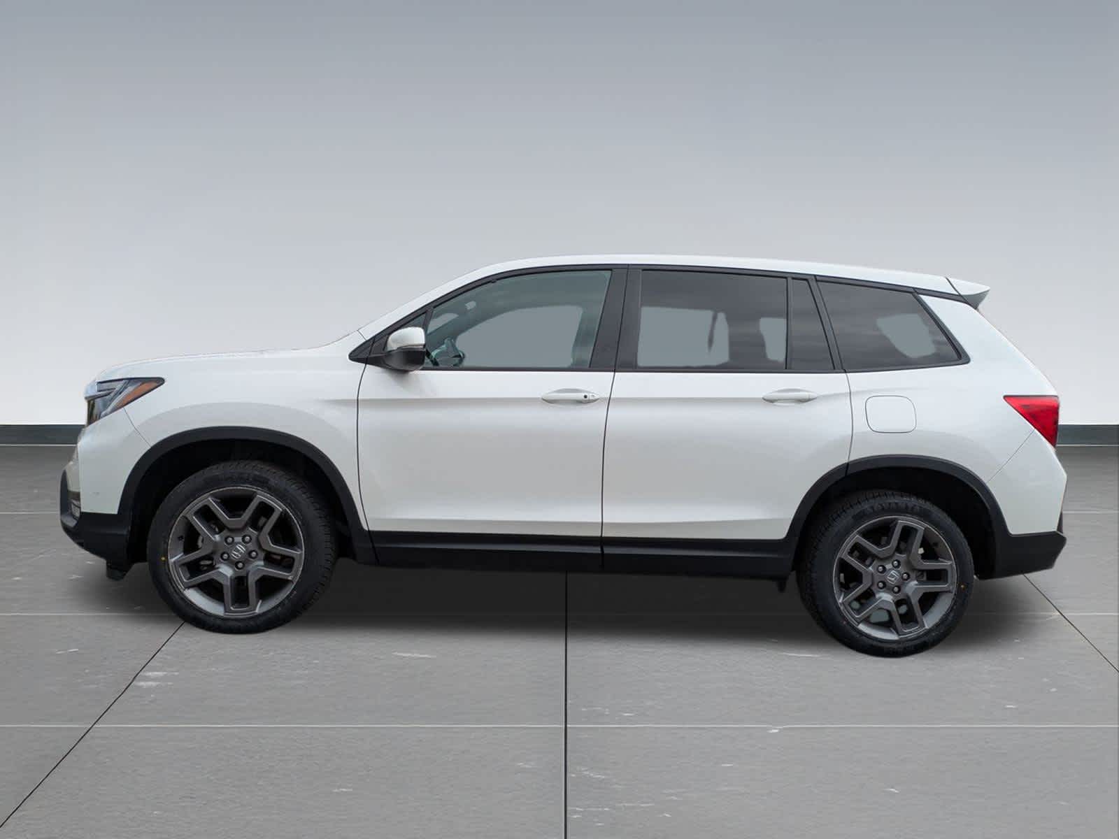 Thumbnail: 2023 Honda Passport - 3