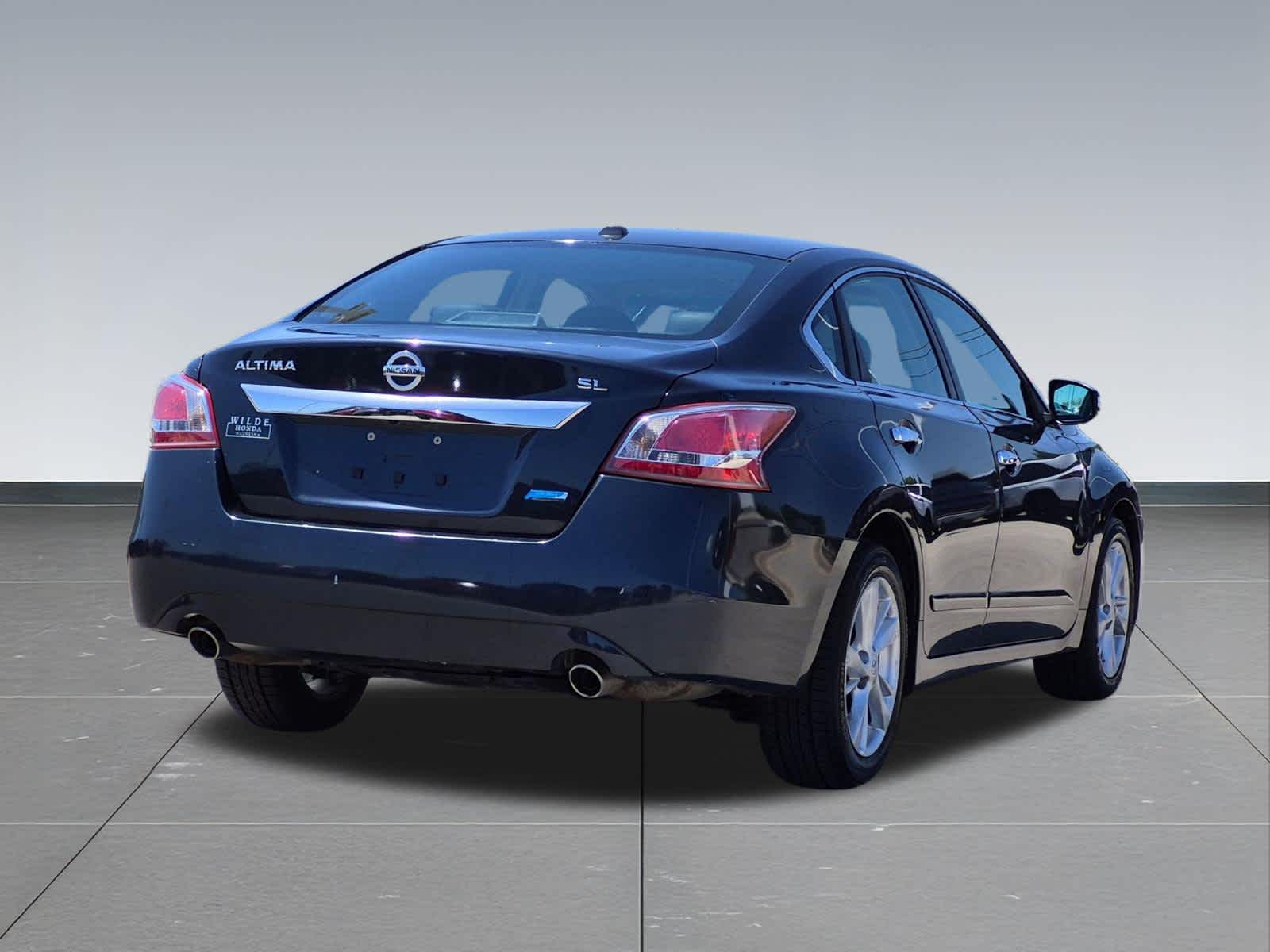 Thumbnail: 2013 Nissan Altima - 6
