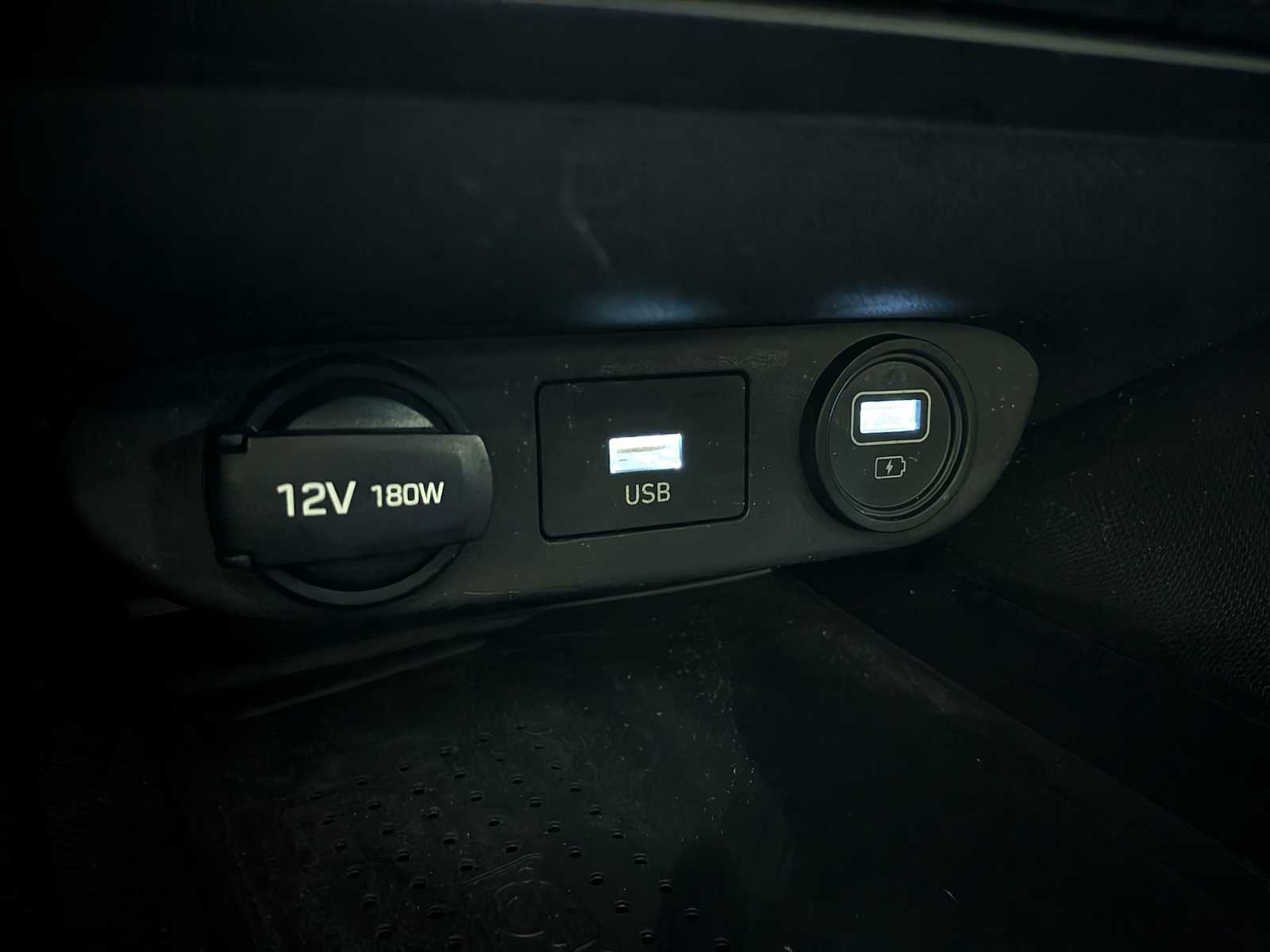 Thumbnail: 2021 Hyundai Elantra - 30