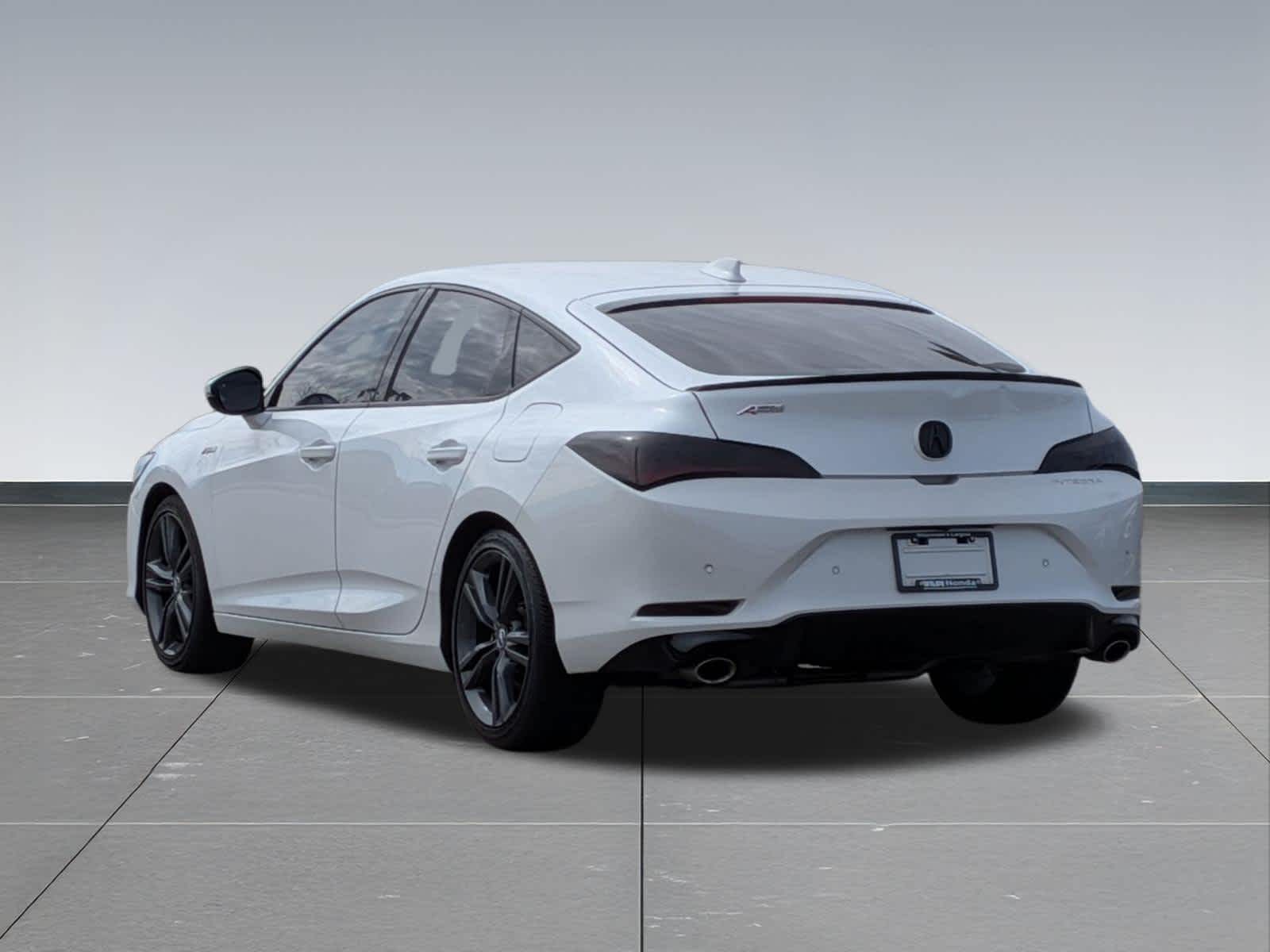 Thumbnail: 2023 Acura Integra - 3