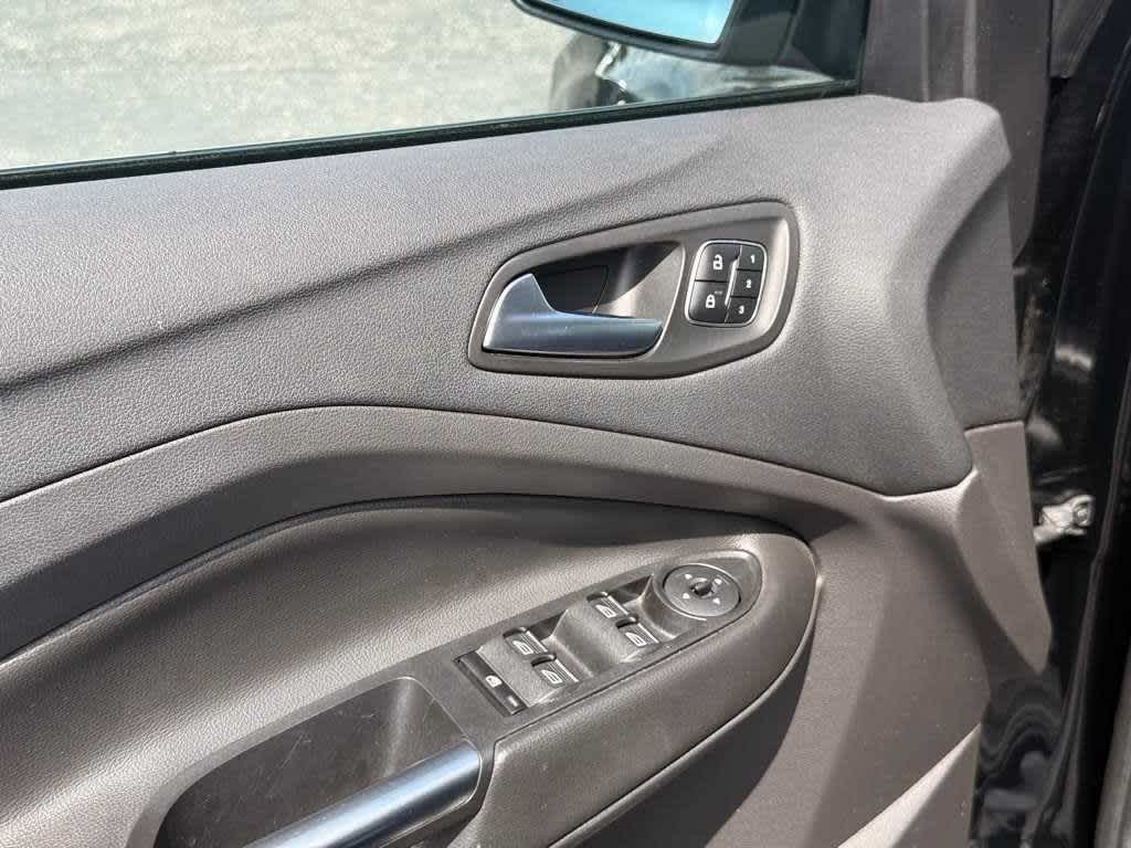 Thumbnail: 2018 Ford Escape - 15