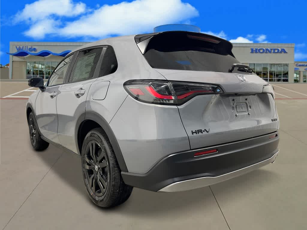2026 Honda HR-V Sport photo 2