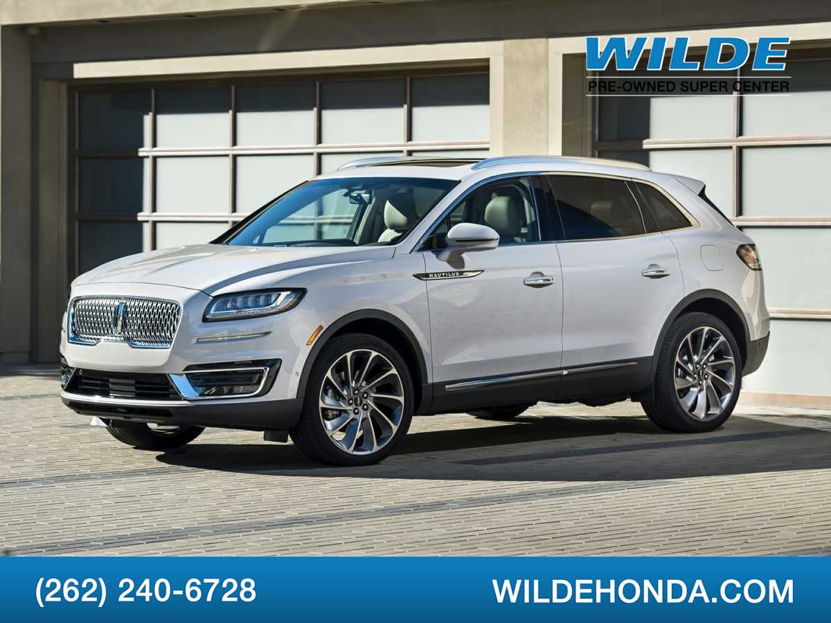 2019 Lincoln Nautilus Reserve -
                  Waukesha, WI