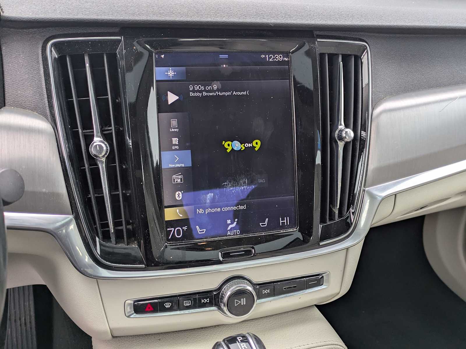 Thumbnail: 2017 Volvo S90 - 28