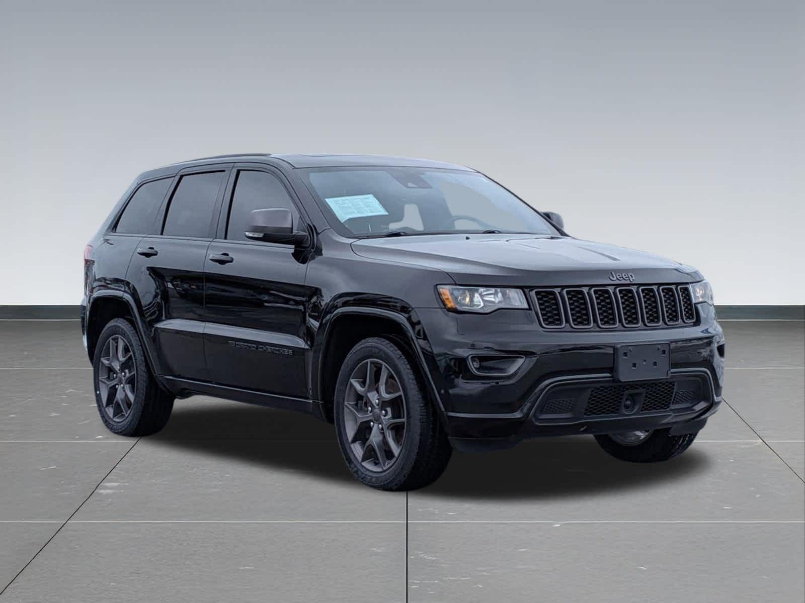 Thumbnail: 2021 Jeep Grand Cherokee - 8