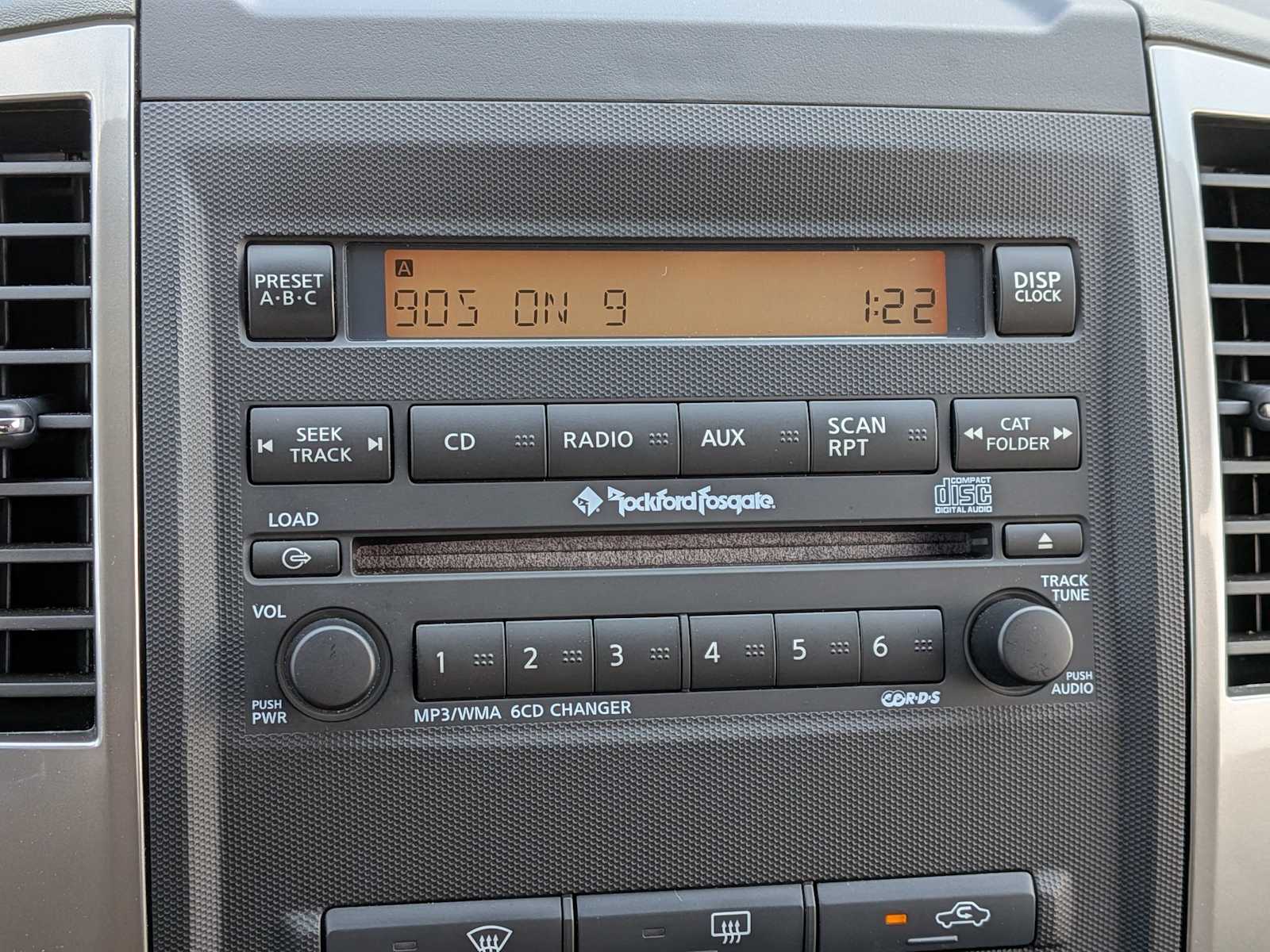 Thumbnail: 2012 Nissan Frontier - 26