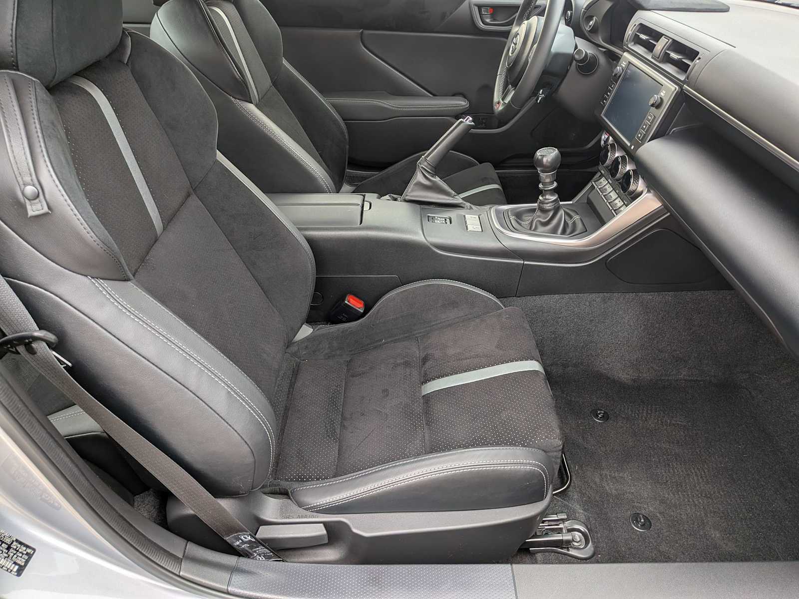 Thumbnail: 2024 Toyota GR86 - 18