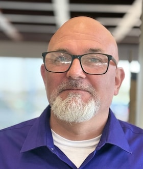 Staff member Dean Darling from ID_bd98e1