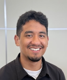 Staff member Samuel Gilberto from ID_bd98e1
