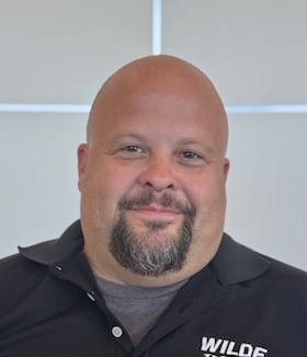 Staff member Chad Everts from ID_028e89