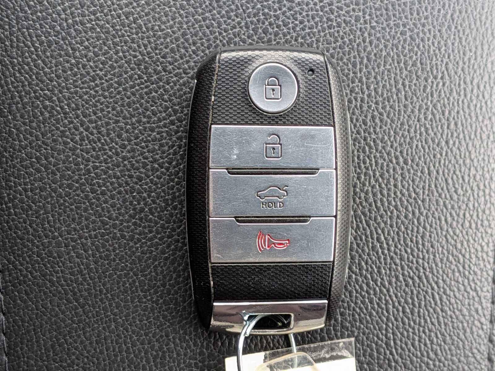 Thumbnail: 2015 Kia Optima - 34