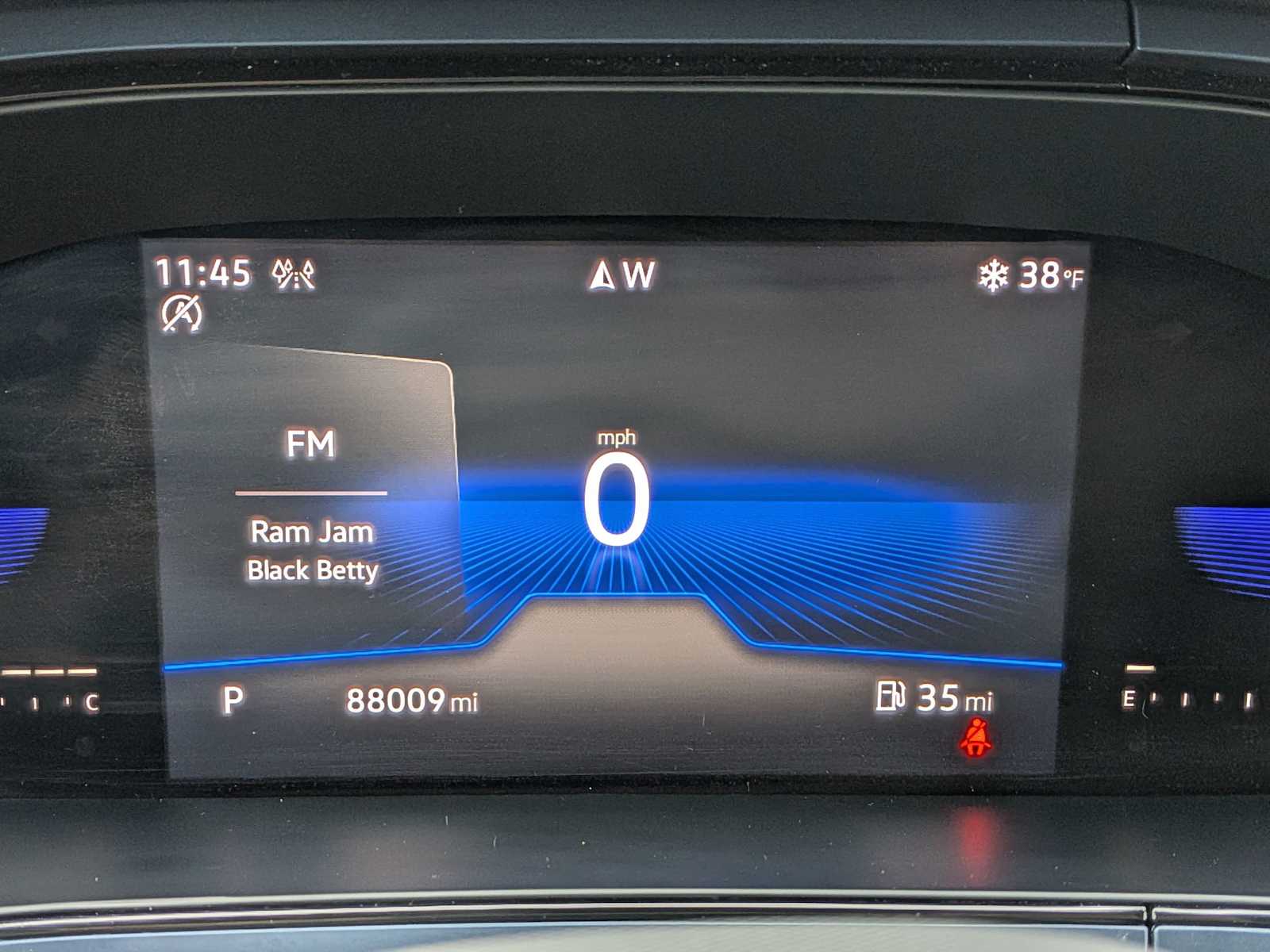 Thumbnail: 2022 Volkswagen Taos - 32