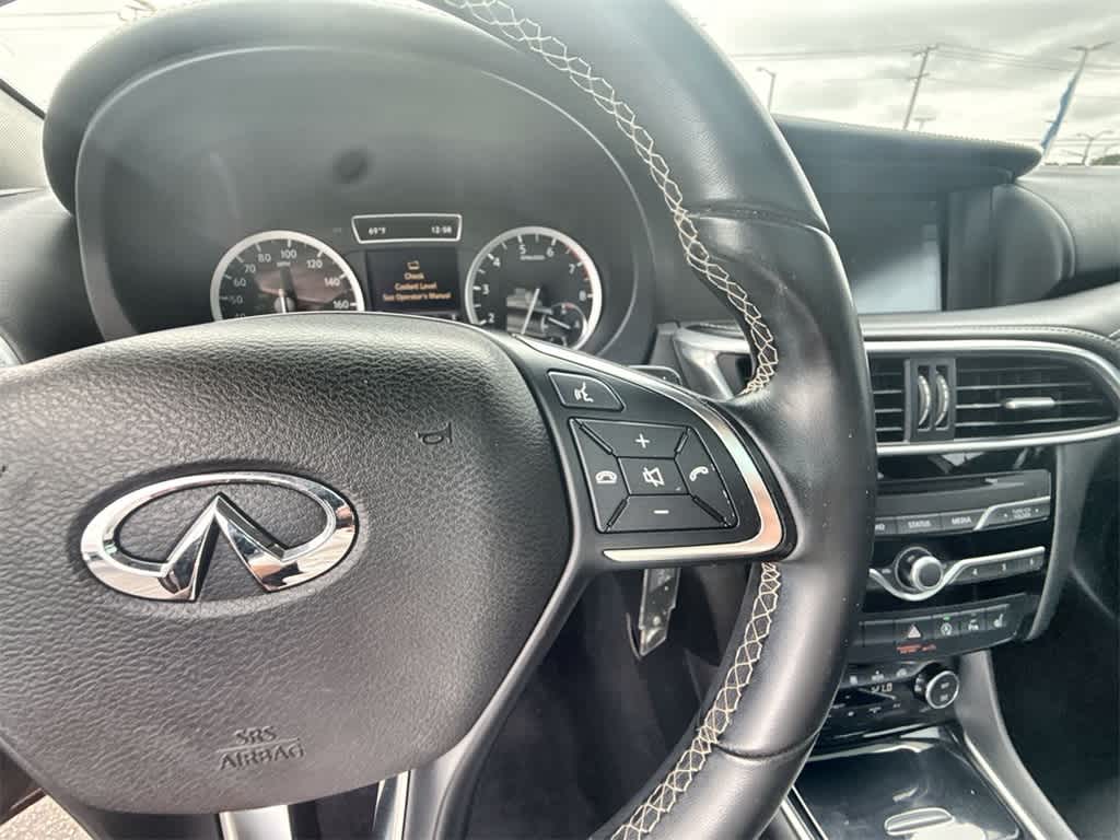 Thumbnail: 2018 INFINITI QX30 - 23