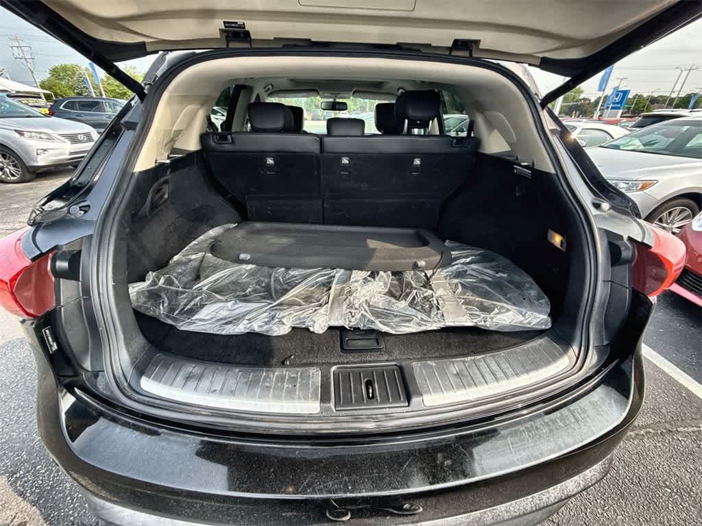 Thumbnail: 2014 INFINITI QX70 - 32