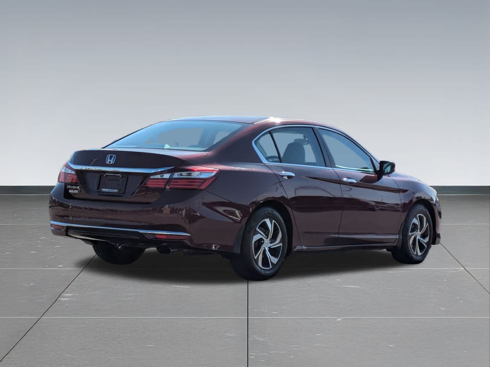 Thumbnail: 2017 Honda Accord - 6