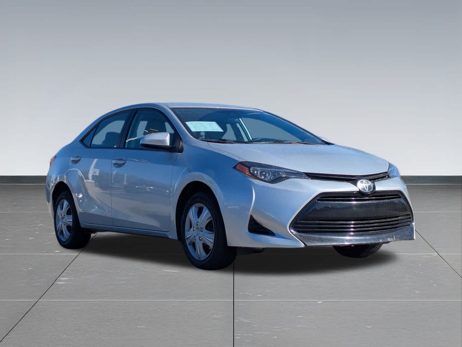 Thumbnail: 2018 Toyota Corolla - 8