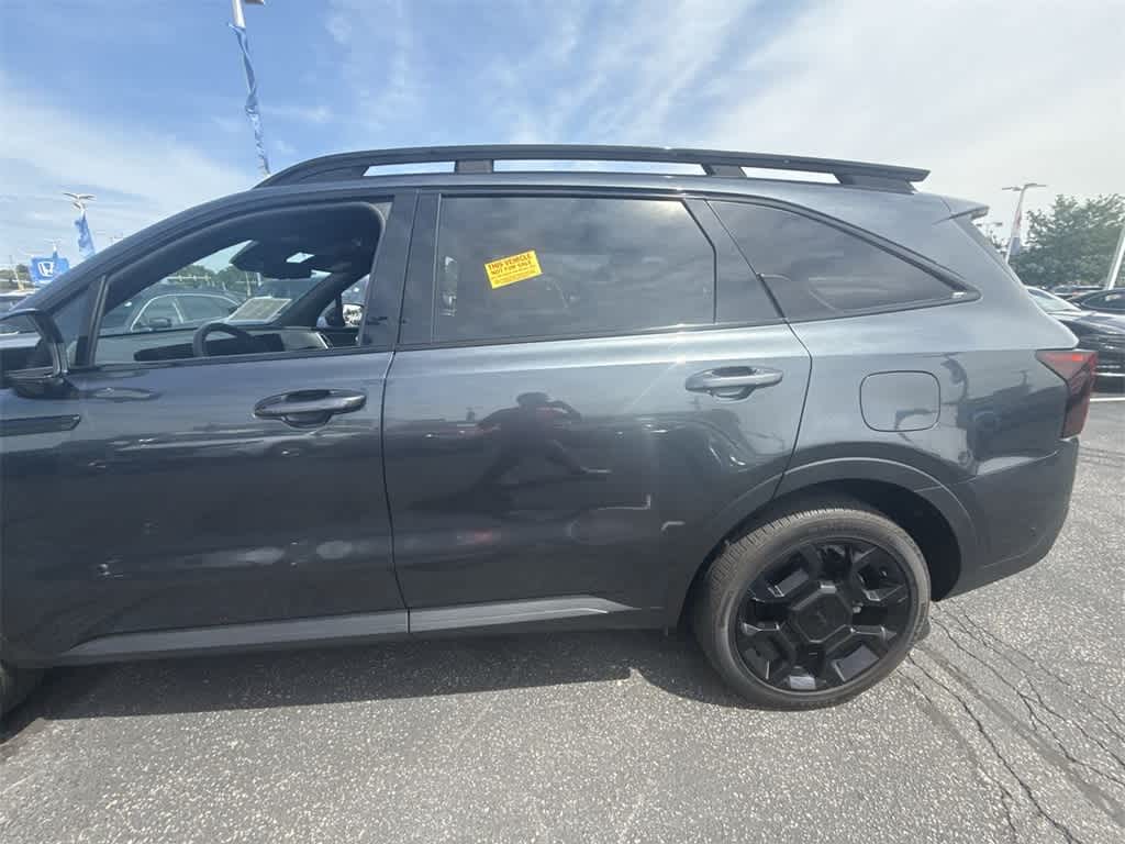 Thumbnail: 2025 Kia Sorento - 4