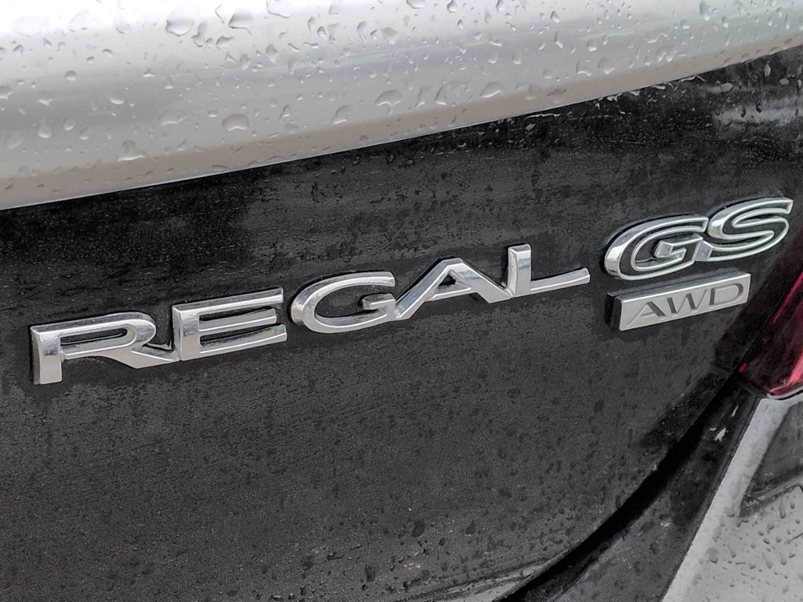 Thumbnail: 2017 Buick Regal - 13