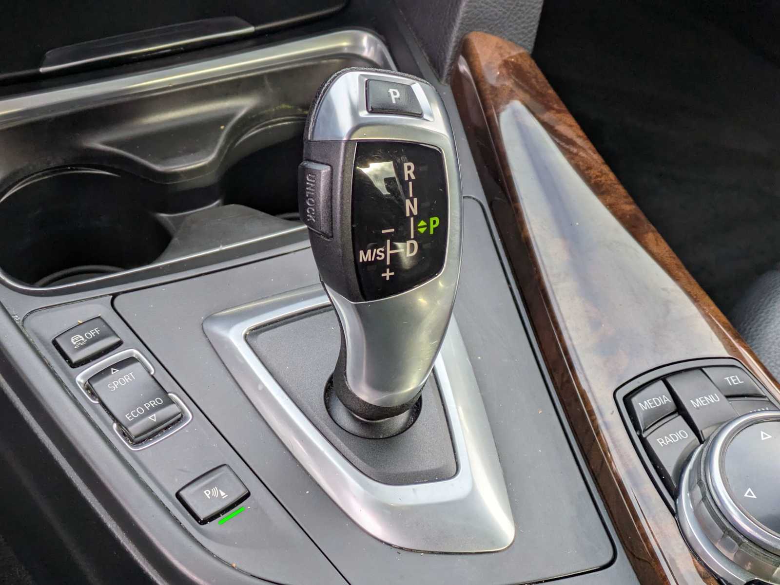 Thumbnail: 2014 BMW 3 Series - 31