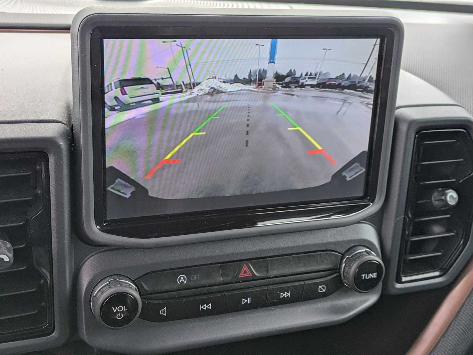 Thumbnail: 2022 Ford Bronco Sport - 26