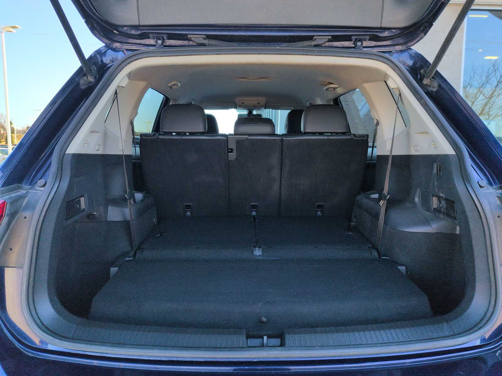 Thumbnail: 2021 Volkswagen Tiguan - 31