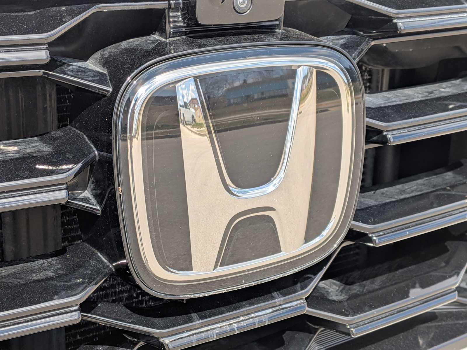 Thumbnail: 2023 Honda Pilot - 12