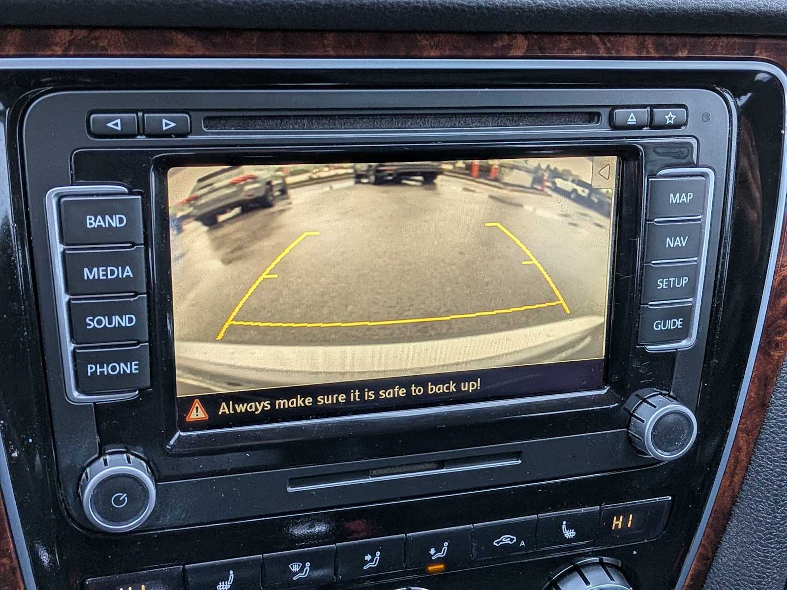 Thumbnail: 2013 Volkswagen Passat - 29