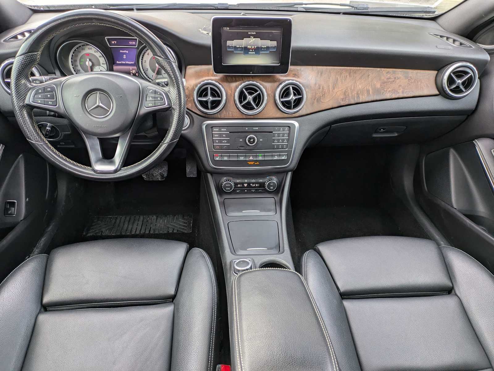 Thumbnail: 2016 Mercedes-Benz GLA - 14