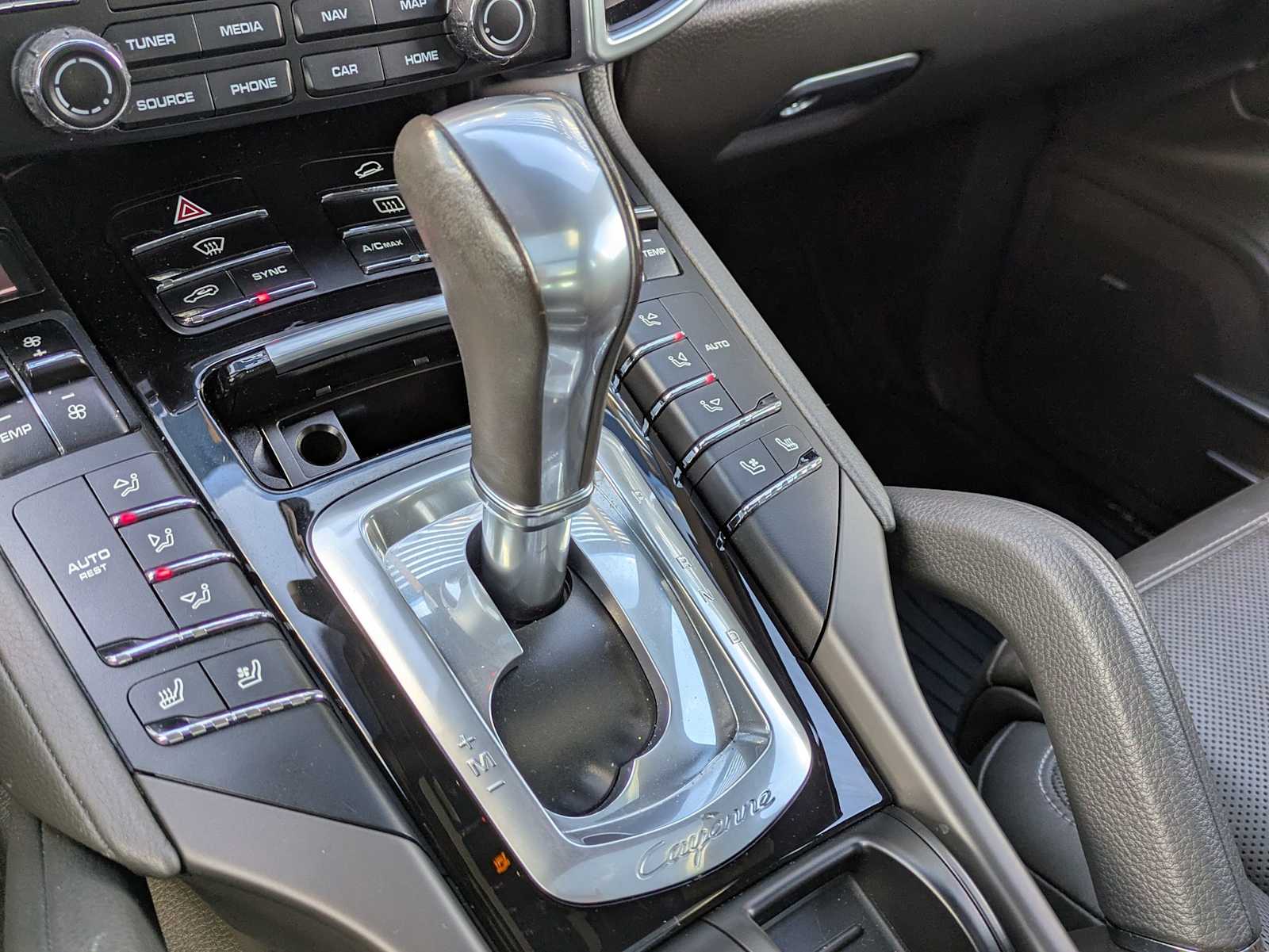 Thumbnail: 2017 Porsche Cayenne - 30