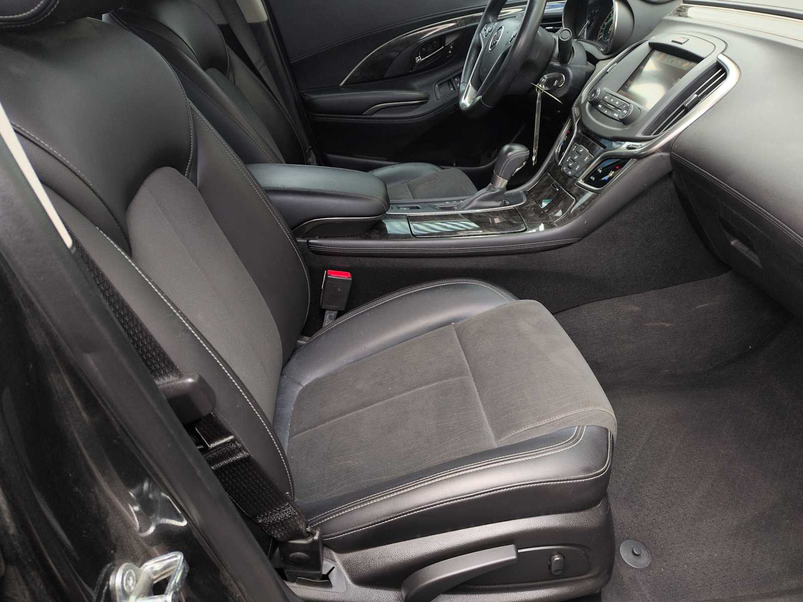 Thumbnail: 2016 Buick LaCrosse - 21