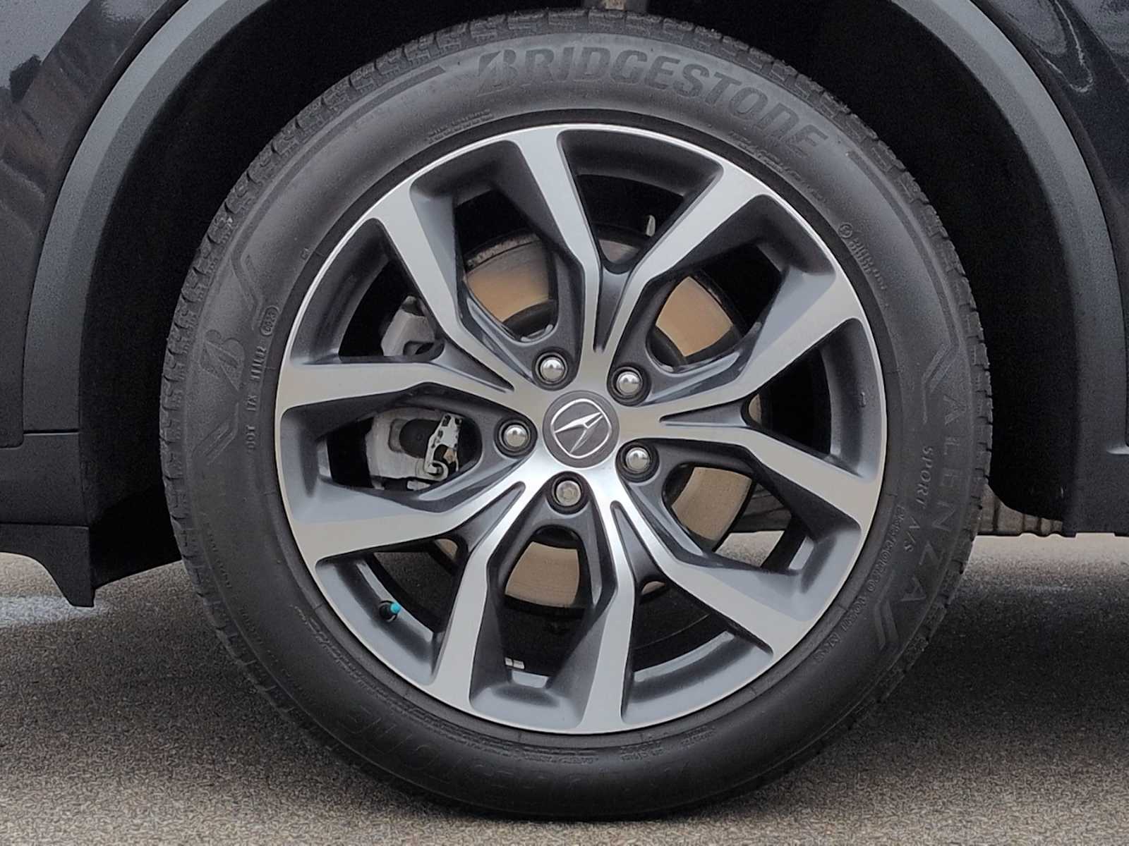 Thumbnail: 2023 Acura MDX - 14