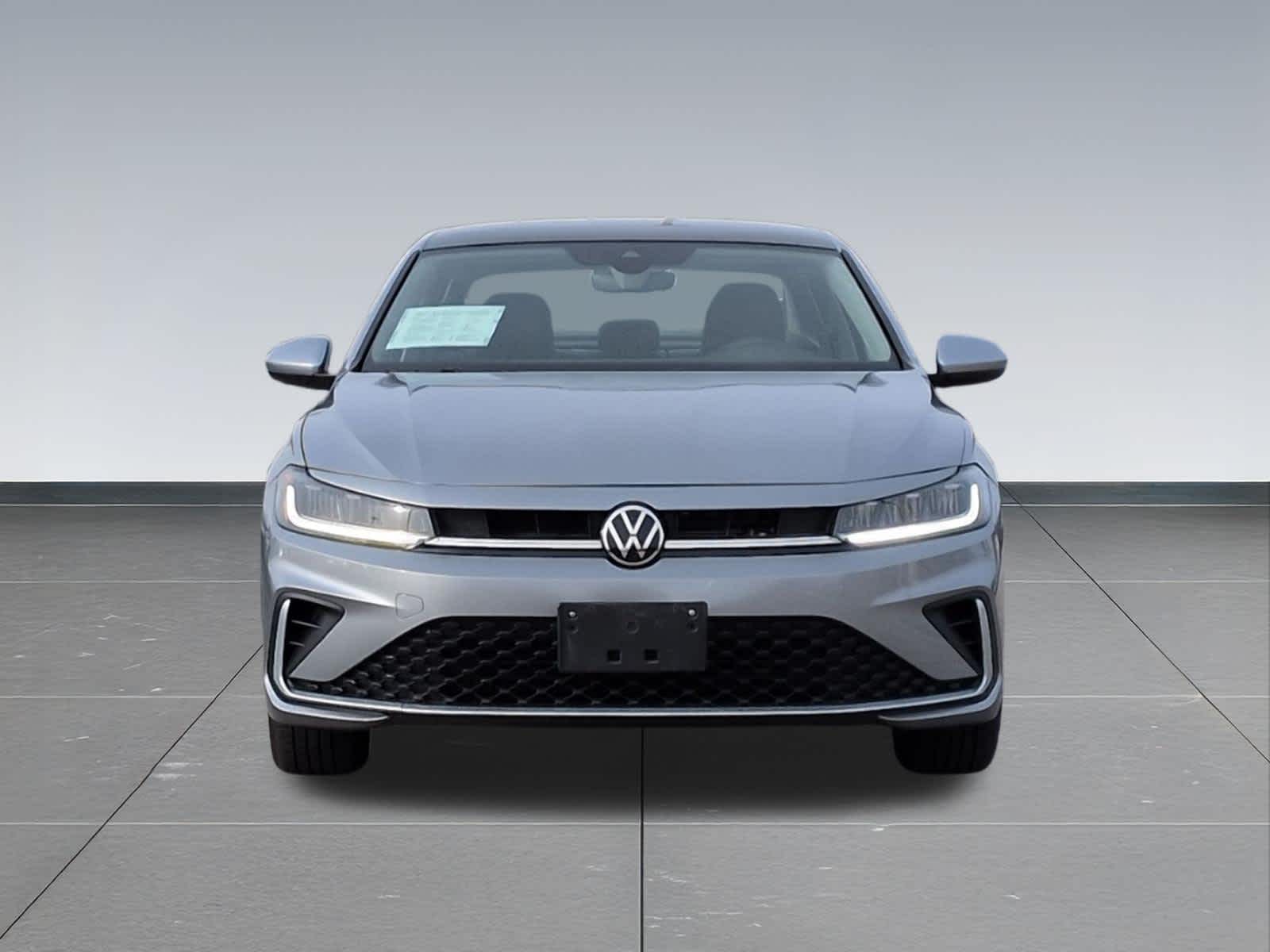 Thumbnail: 2025 Volkswagen Jetta - 9