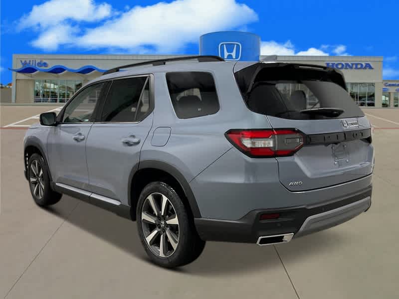 2025 Honda Pilot Touring photo 3