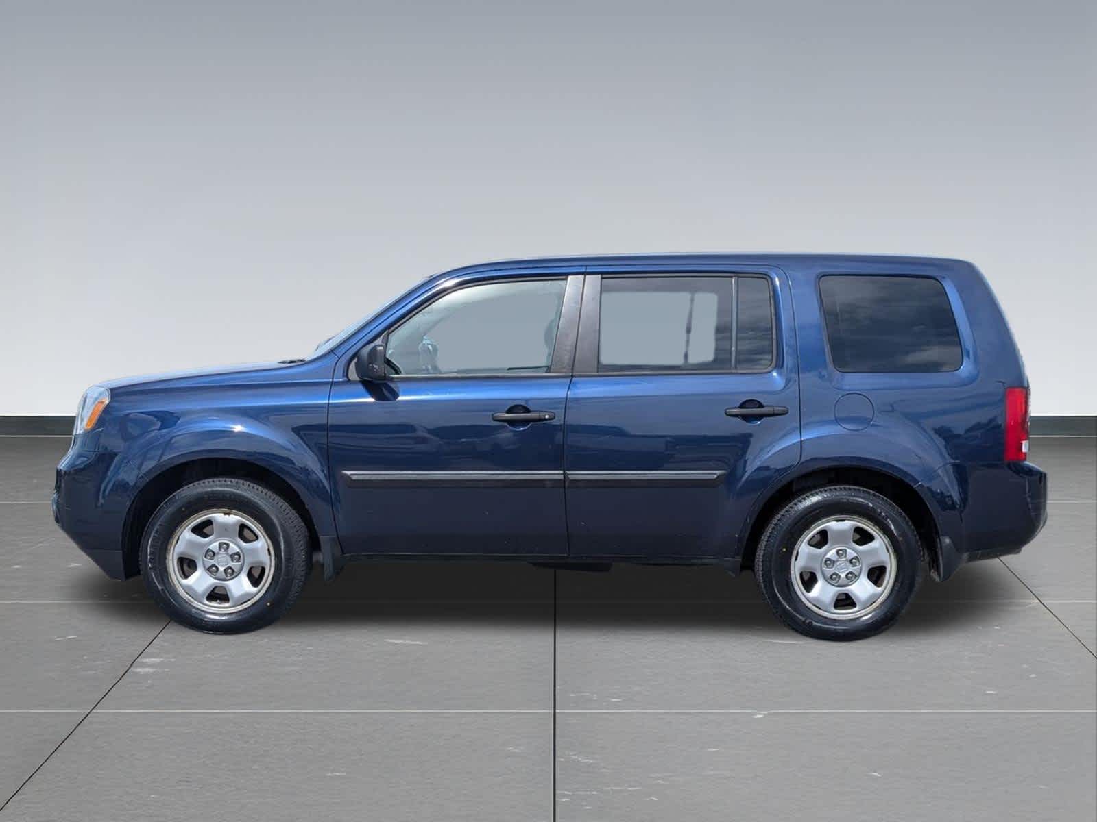 Thumbnail: 2015 Honda Pilot - 2