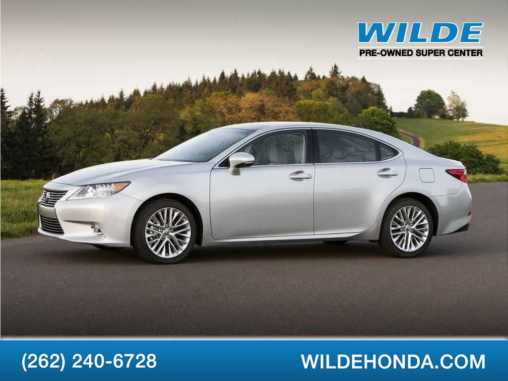 2013 Lexus ES 350 -
                  Waukesha, WI
