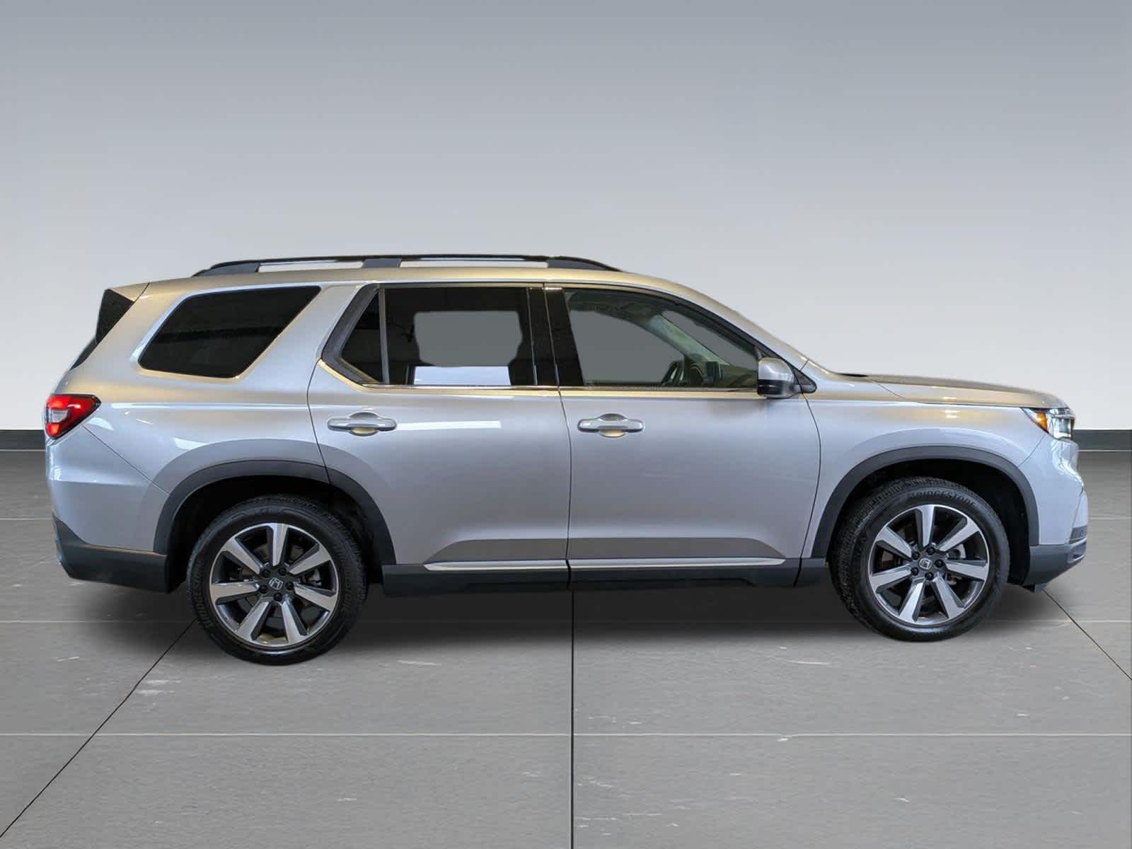 Thumbnail: 2024 Honda Pilot - 7