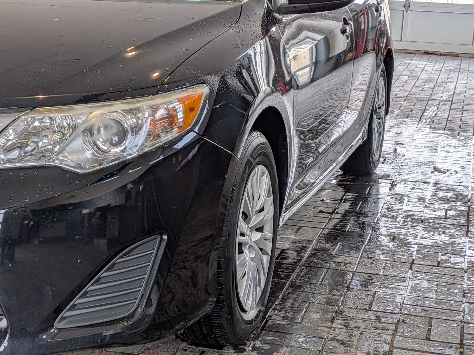 Thumbnail: 2013 Toyota Camry - 10