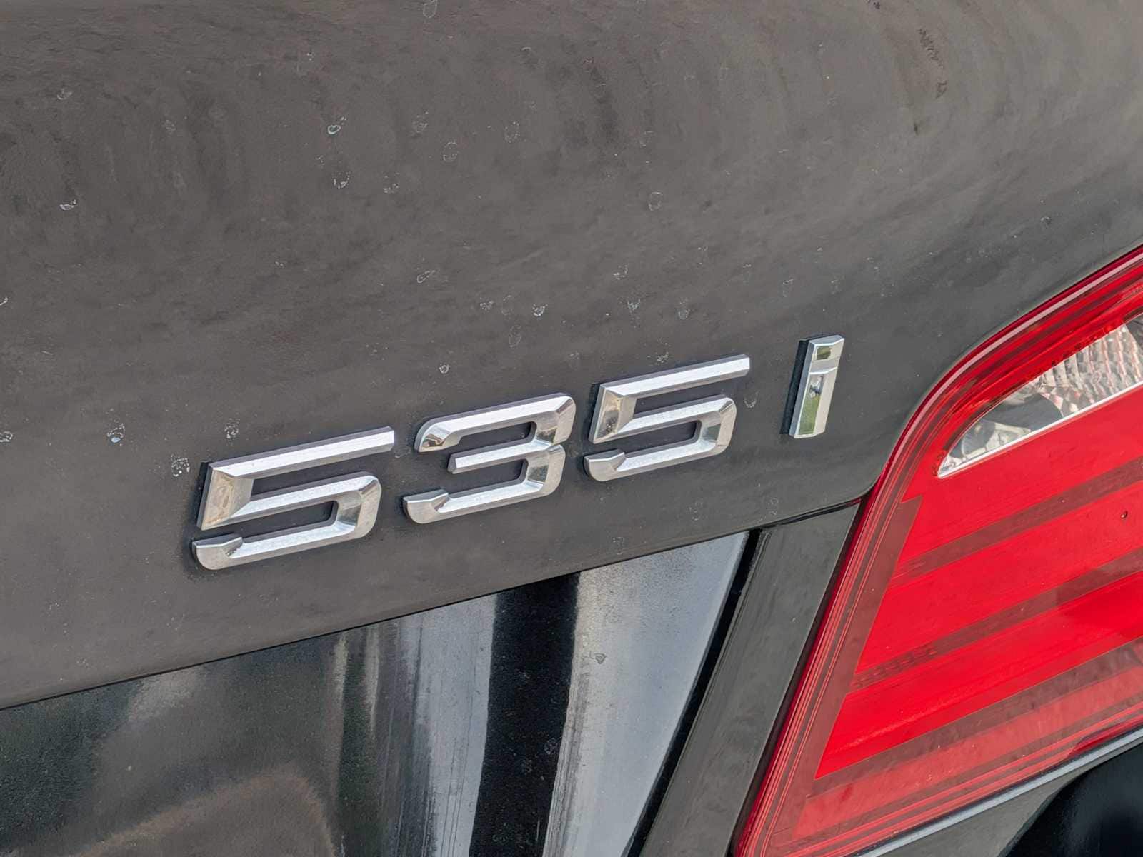 Thumbnail: 2013 BMW 5 Series - 12