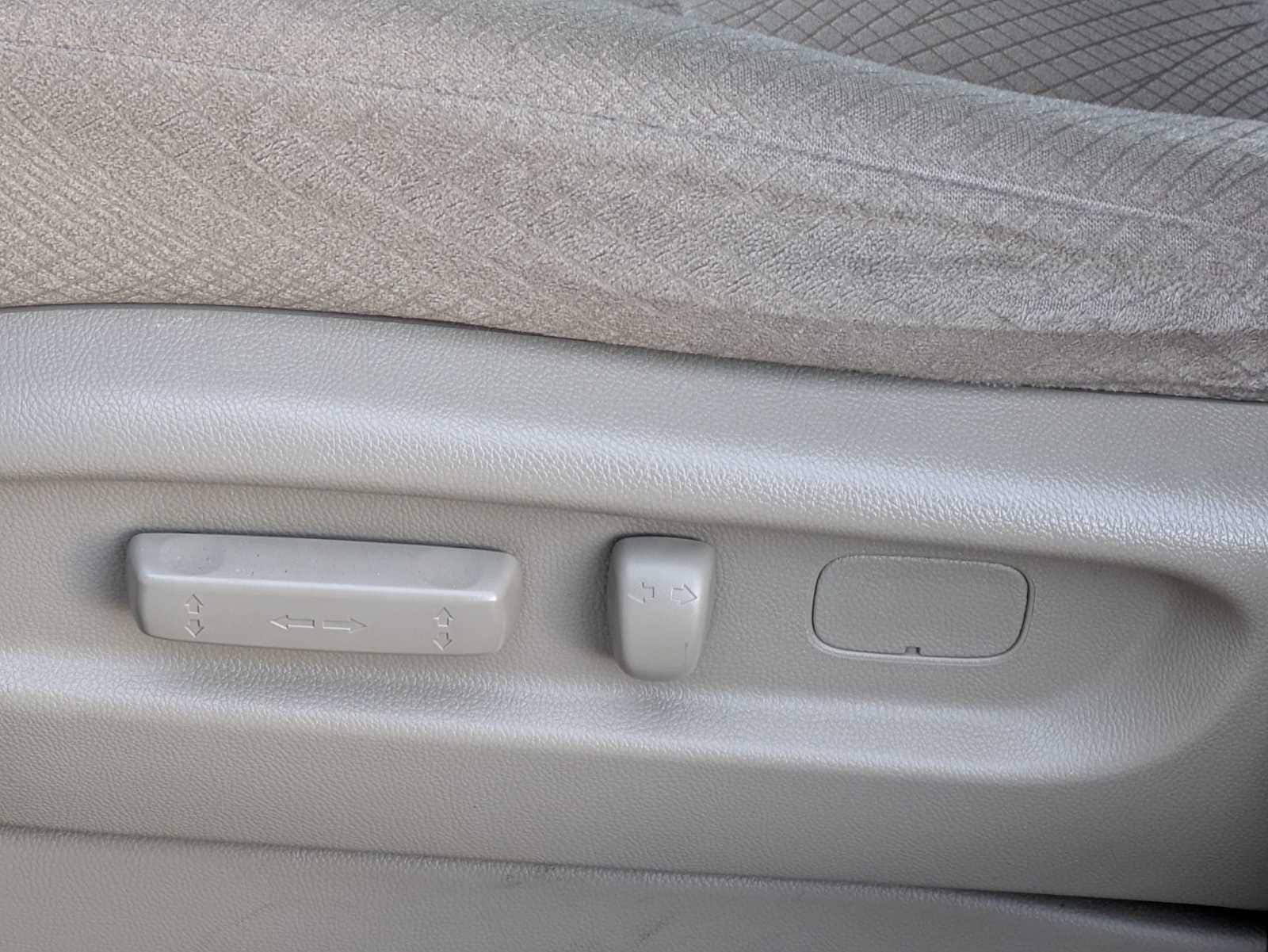 Thumbnail: 2016 Honda Odyssey - 16