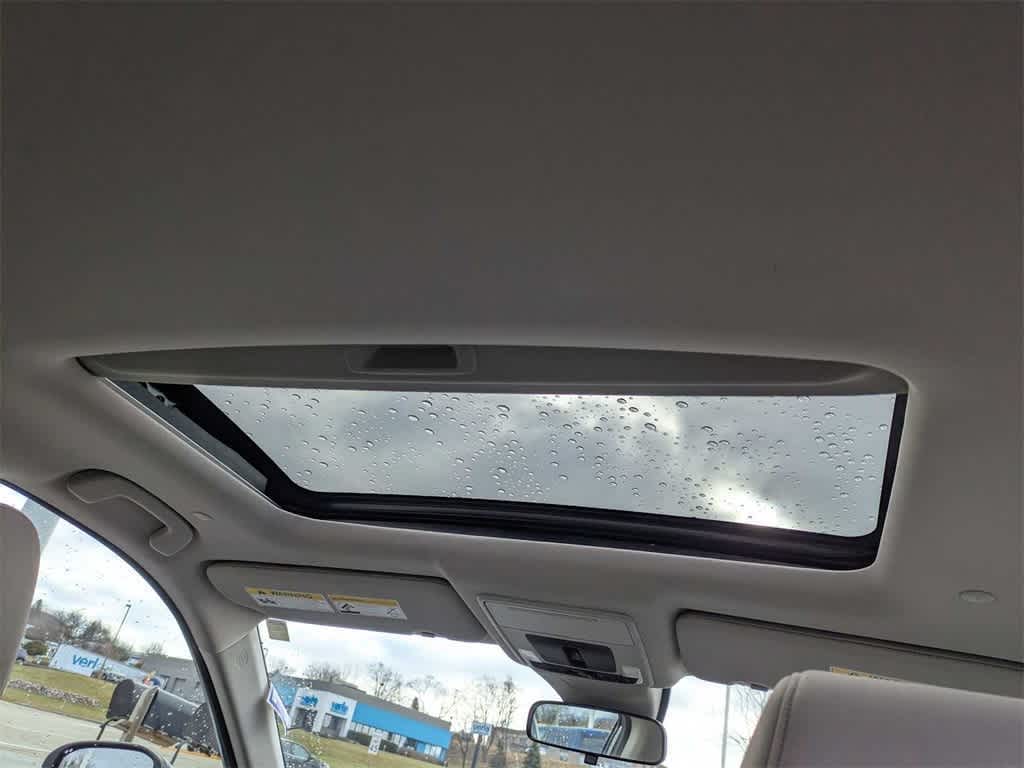 Thumbnail: 2023 Honda CR-V - 21