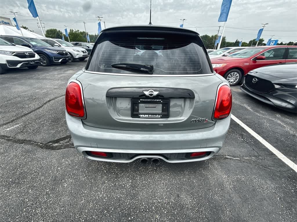Thumbnail: 2017 MINI Cooper Hardtop - 12
