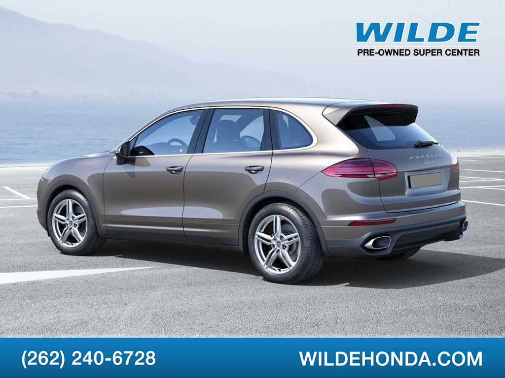 2017 Porsche Cayenne Platinum Edition -
                  Waukesha, WI