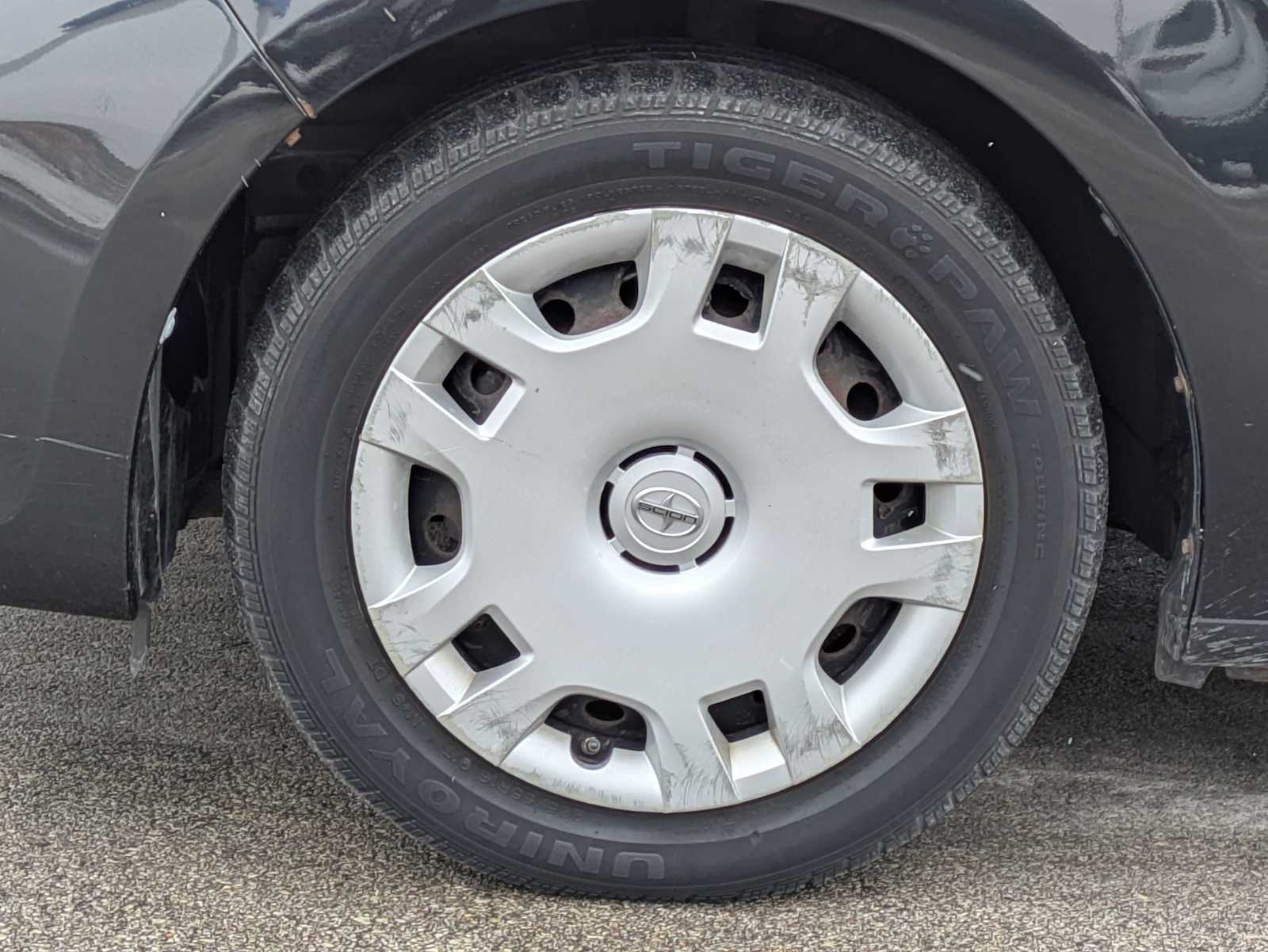 Thumbnail: 2011 Scion xB - 13