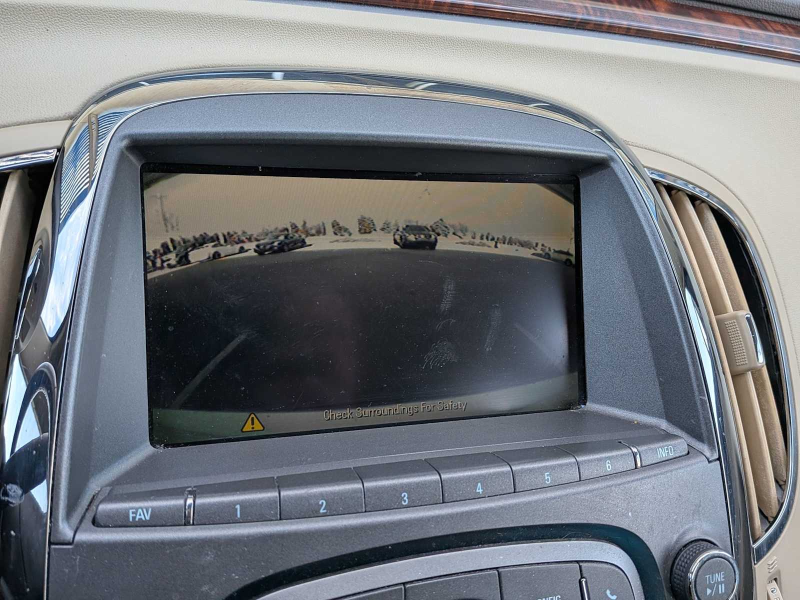 Thumbnail: 2013 Buick LaCrosse - 27