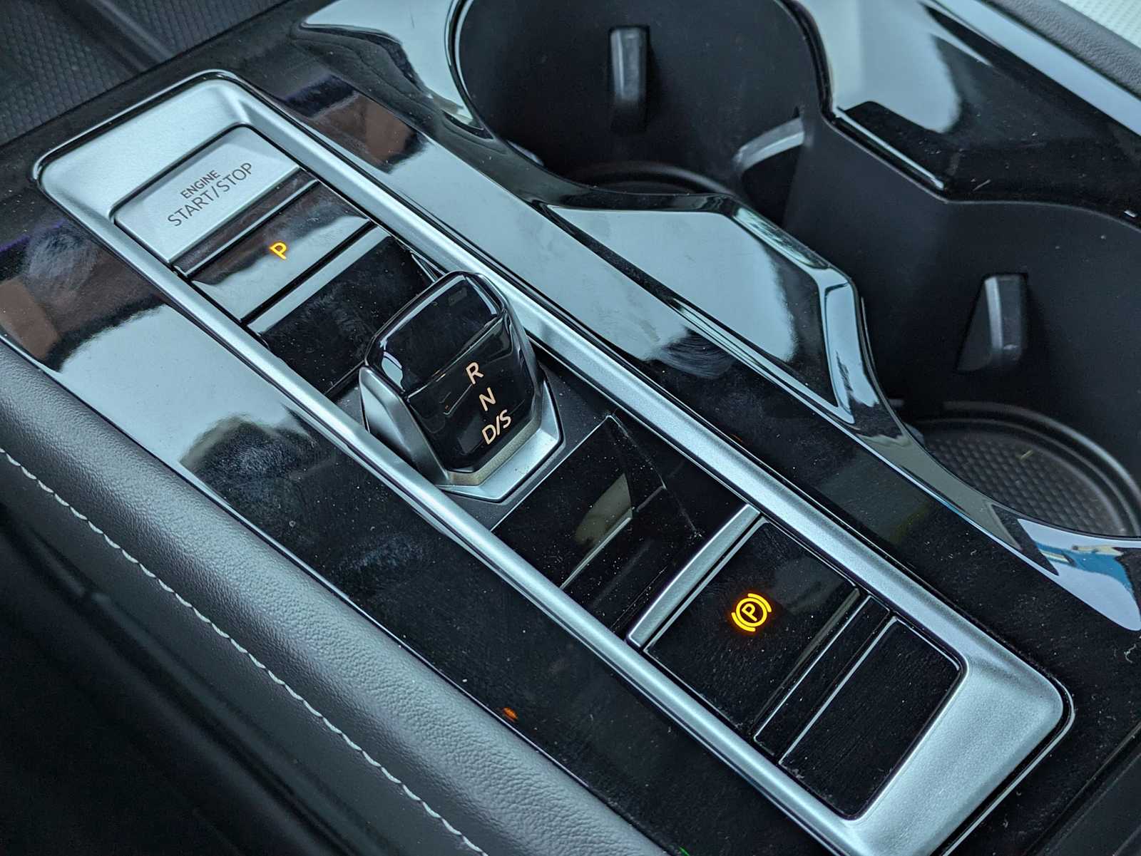 Thumbnail: 2024 Volkswagen Atlas - 32